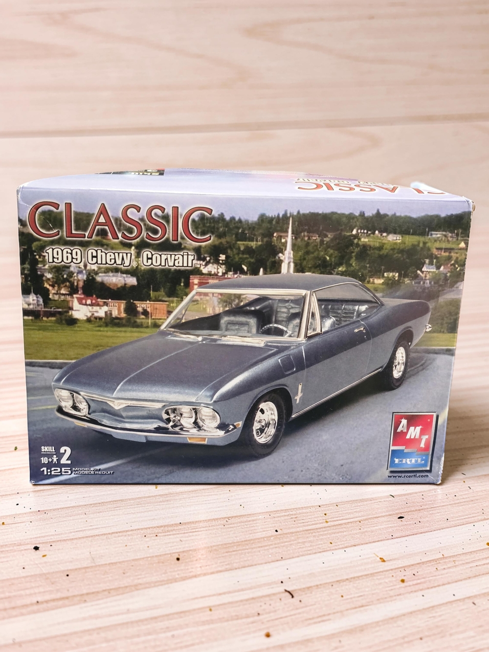 AMT Ertl 1/25 scale 1969 Chevy Corvair Model Kit - 2007 - New